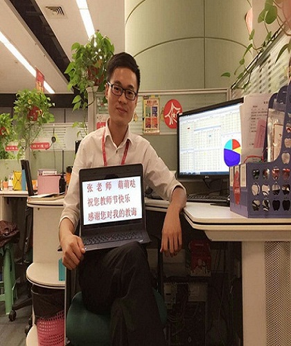 点击放大鼠标滚轮控制大小